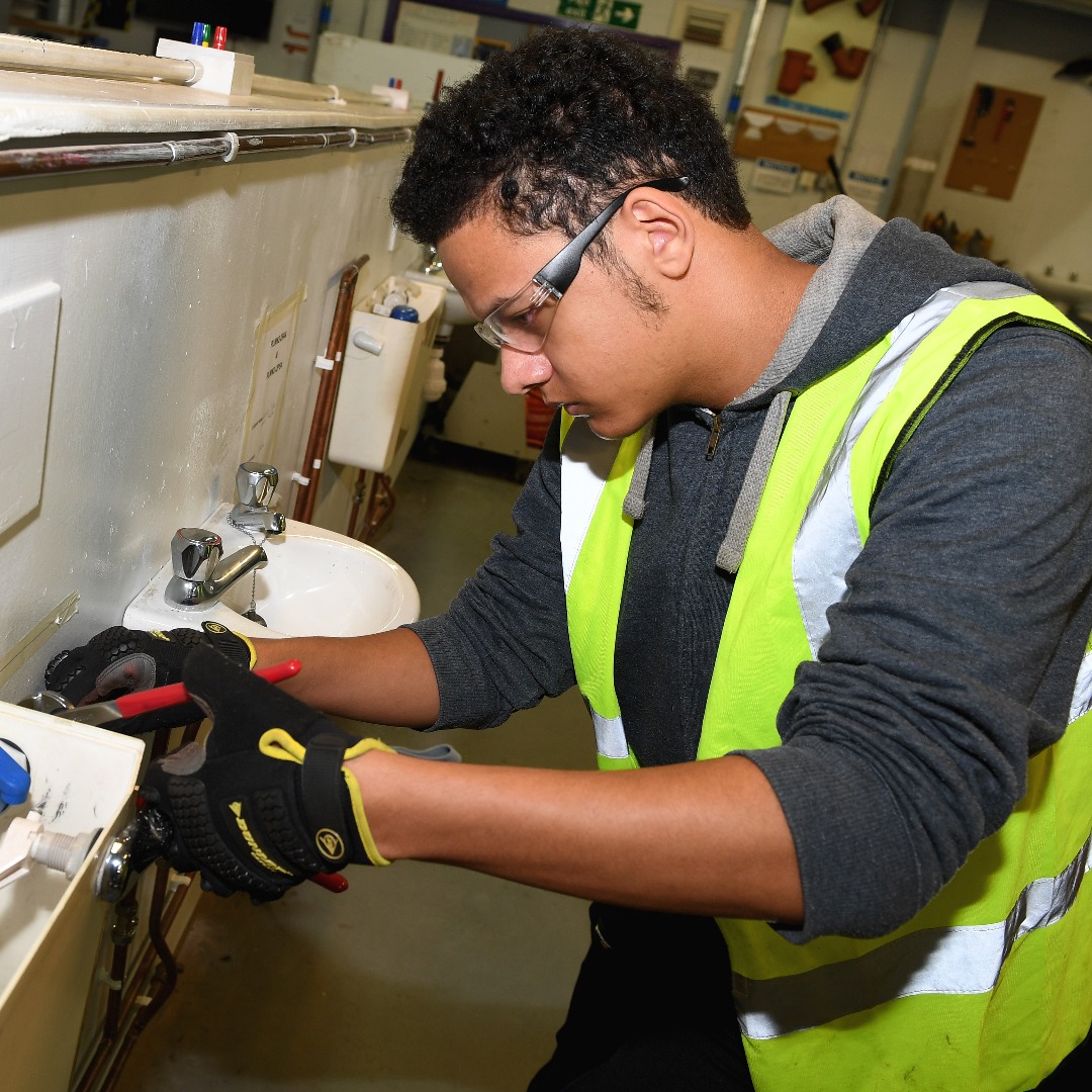 Property Maintenance Operative Apprenticeship Level 2